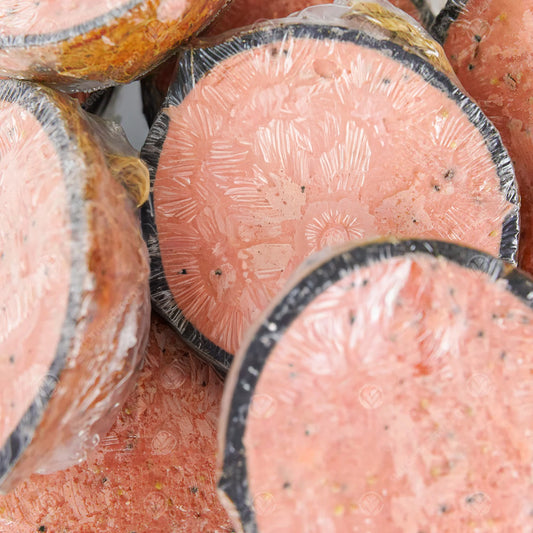 Gardeners Dream Gefüllte Kokosnusshälften mit Beerenfett